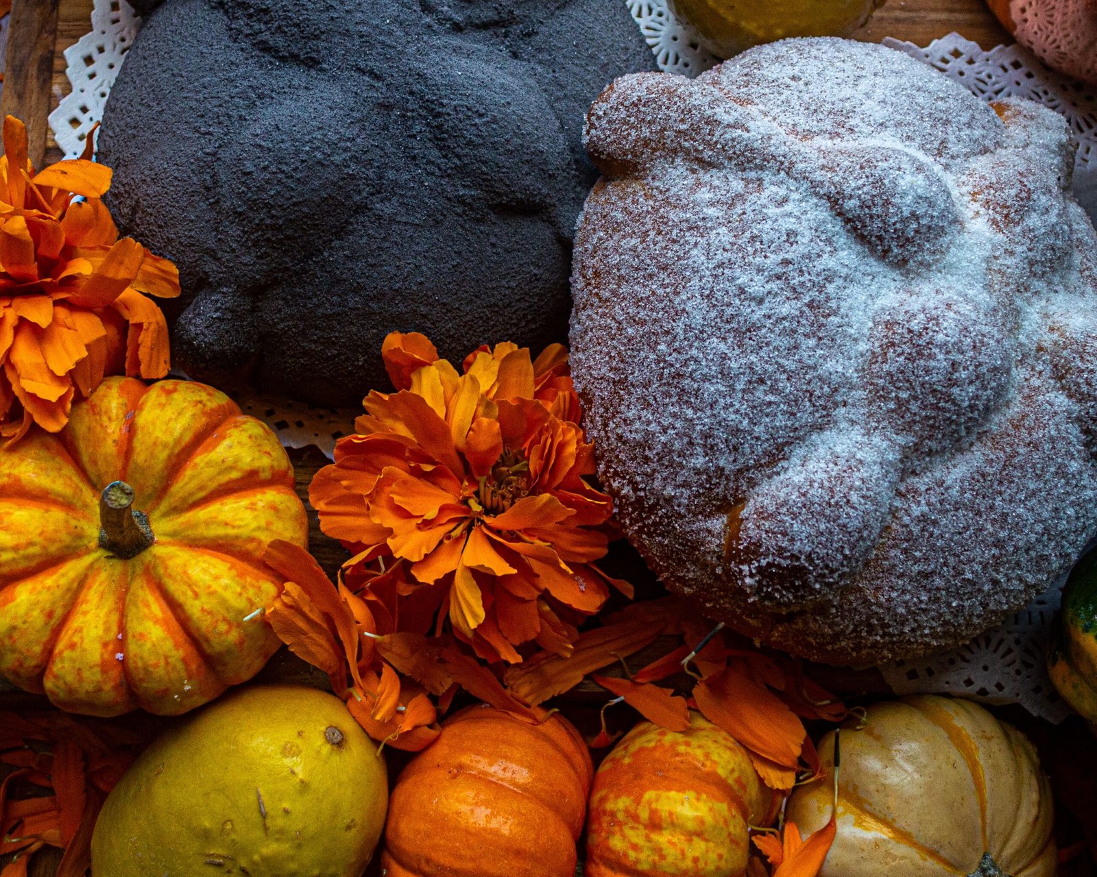 Traditional Mexican pan de muerto